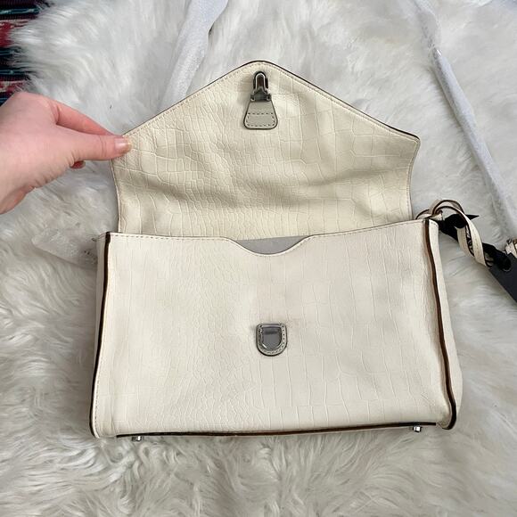 NEW Gryson Leather Faux Embossed Croc Crossbody Bag Bella Belted Mod Cocco - Picture 7 of 13